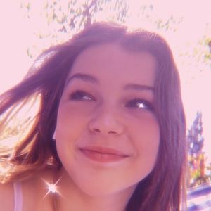 Meet your Posher, Sophia